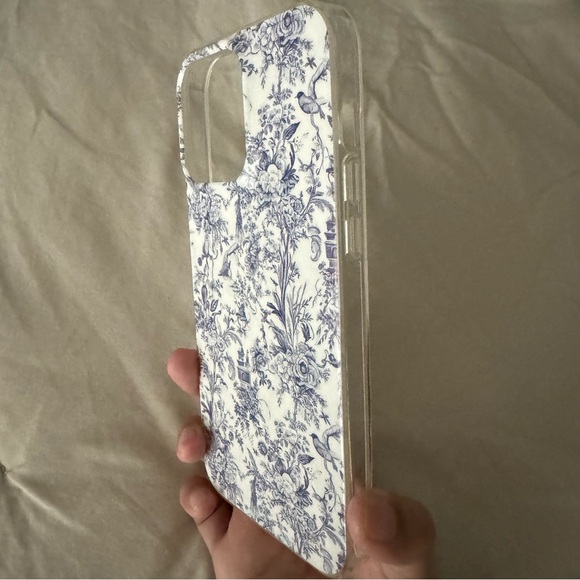 iPhone 14 Pro Max Phone Case. - Picture 2 of 3